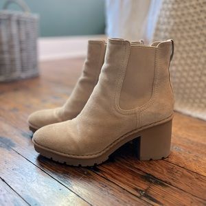 Vince The Henderson Water Repellent Suede Boot